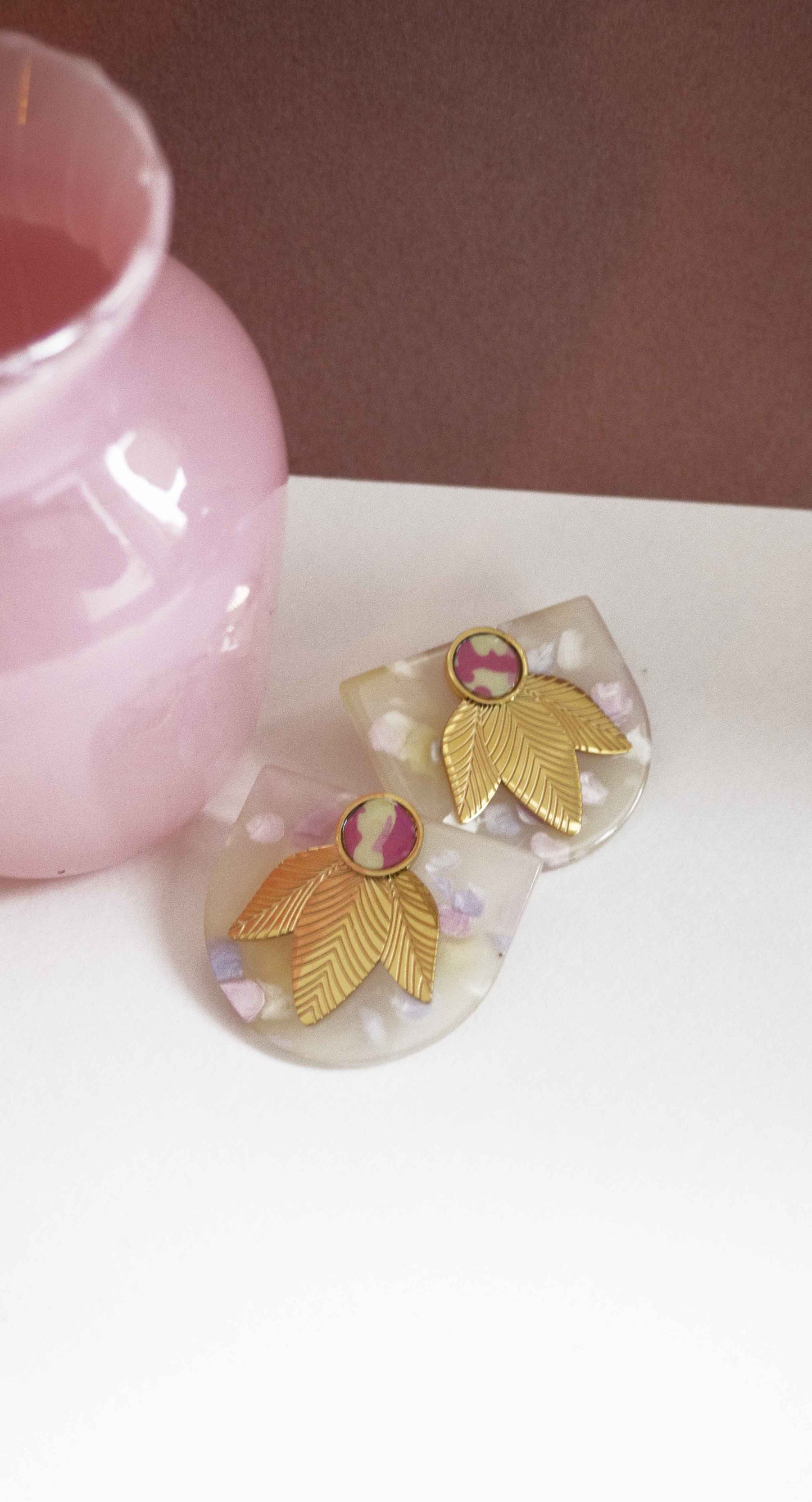 boucles-oreilles-rose-_dore-acetate-noel-bretagne-creatrice